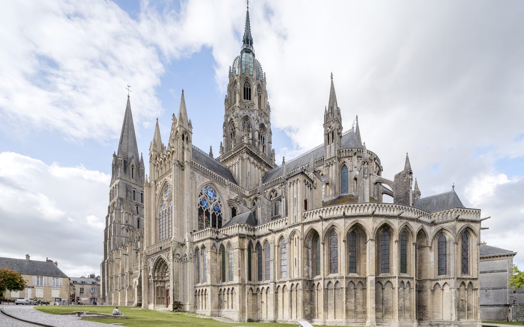 Vitraux – Cathédrale de Bayeux 